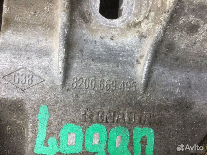 Кронштейн генератора Renault Megane 3 2009