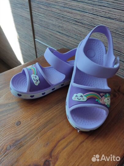 Сандалии для девочки