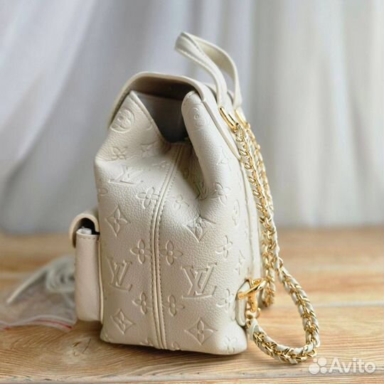 Кожаный рюкзак Louis Vuitton LV белый