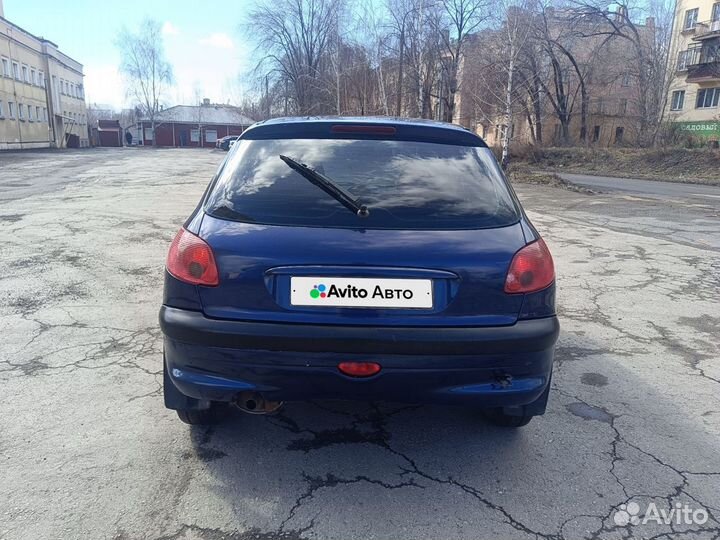 Peugeot 206 1.4 AT, 2005, 195 000 км