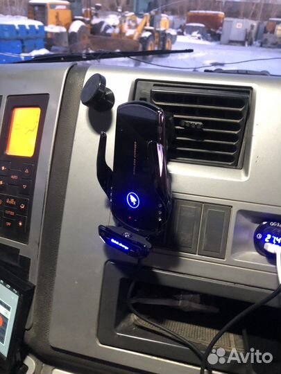 Беспроводная зарядка держатель телефона