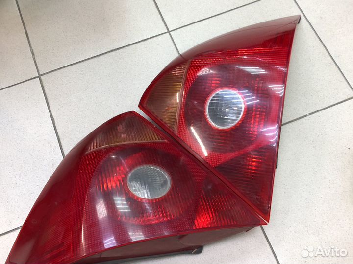 Задняя фара Ford focus 2