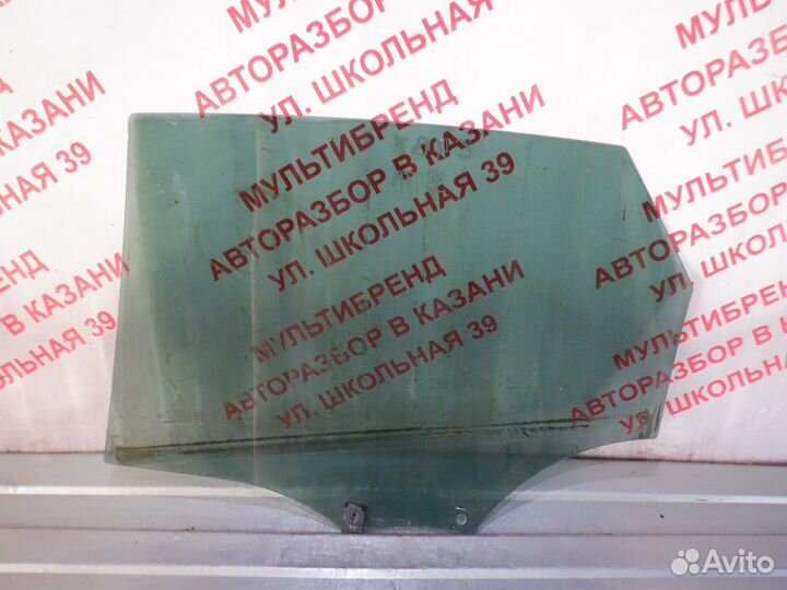 Стекло заднее правое Ситроен C4 B7