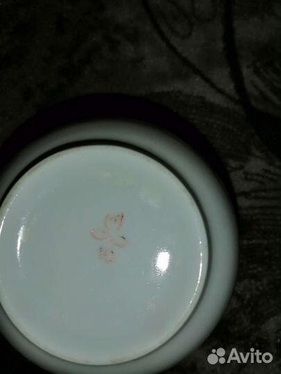 Чайные чашки(или кофейные)ссср и сахарница