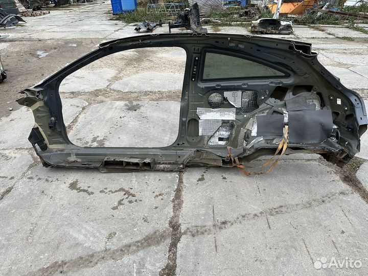 Порог правый Opel Actra H GTC