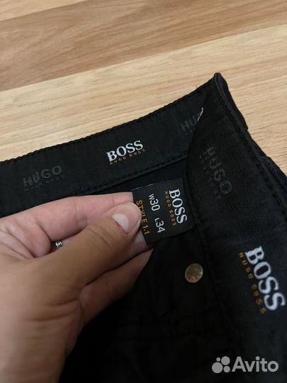 Джинсы Hugo boss