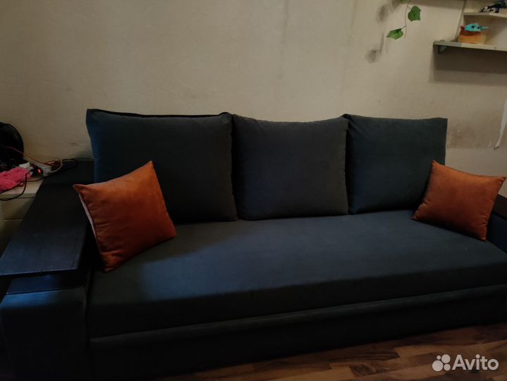 Диван раскладной бу серый мустанг