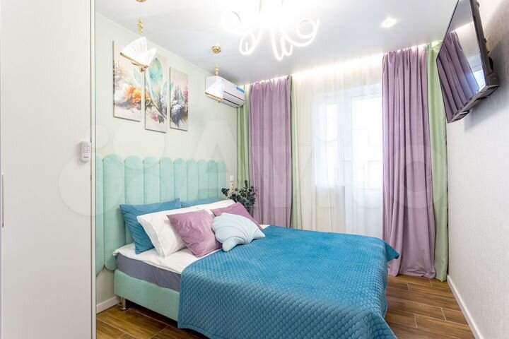 2-к. квартира, 42 м², 1/13 эт.