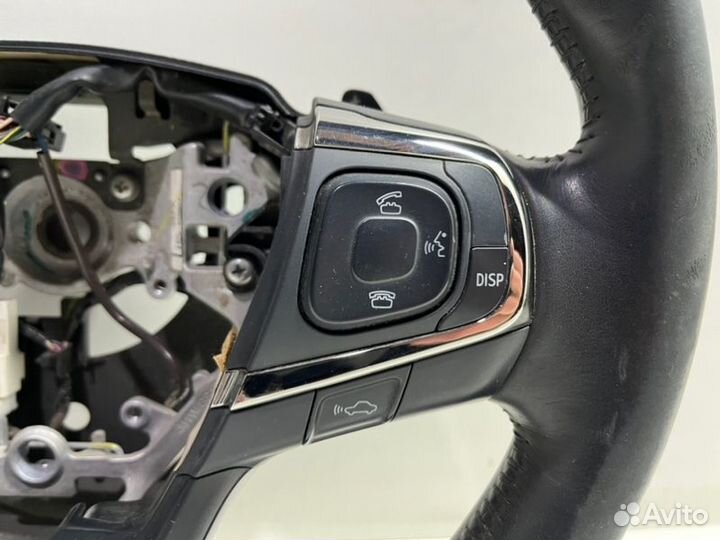 Рулевое колесо левое Toyota Camry V55 2014-2018