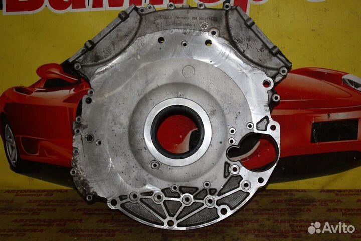 Крышка коленвала задняя Volkswagen Tiguan