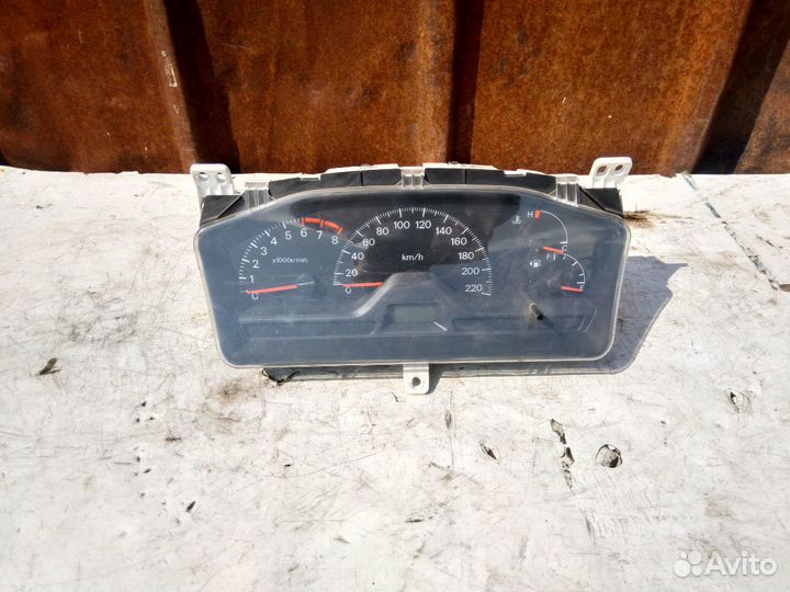 Комбинация приборов Митсубиси Лансер 9