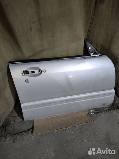 Дверь Subaru forester sf5