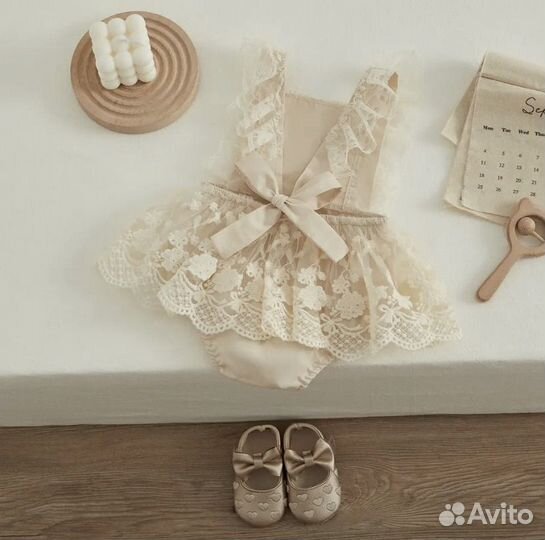 Нарядное платье на годик