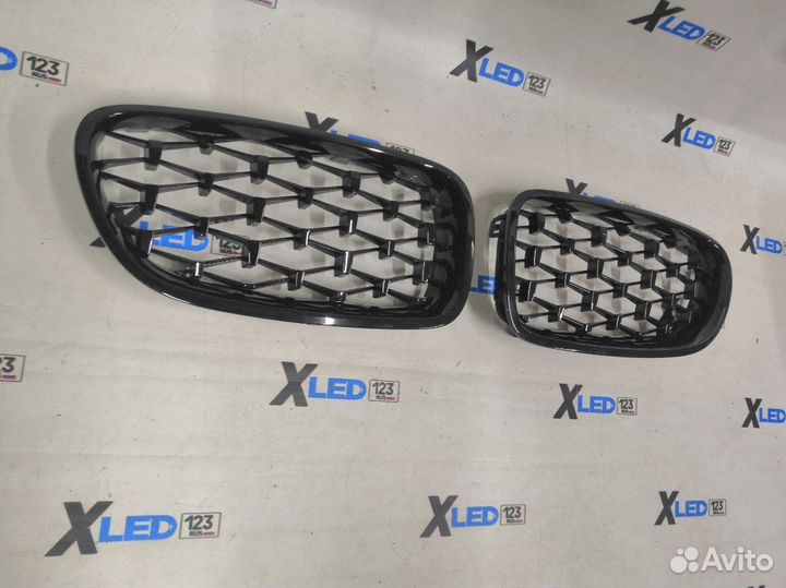 Решетки радиатора BMW F10 F 10 Diamond черные