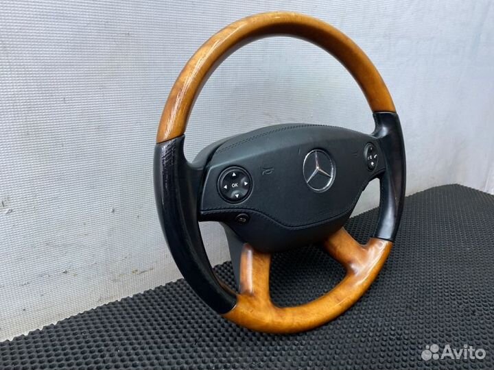 Руль Mercedes-Benz S-Class W221 272.965 3.5 2006