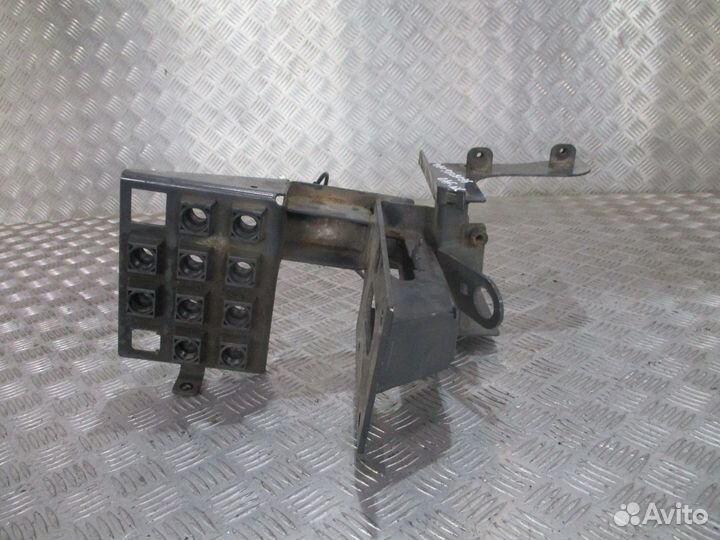 Кронштейн осушителя DAF 2109770