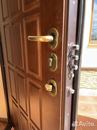 Вскрытие дверей, машин,замена, ремонт замков