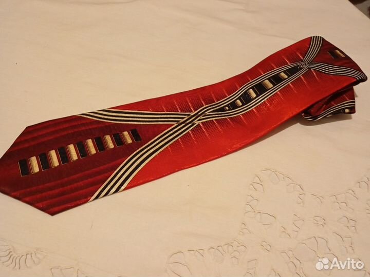 Галстук мужской шелковый