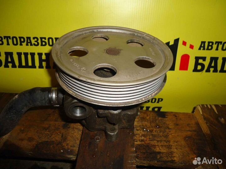 Насос гидроусилителя Audi A4