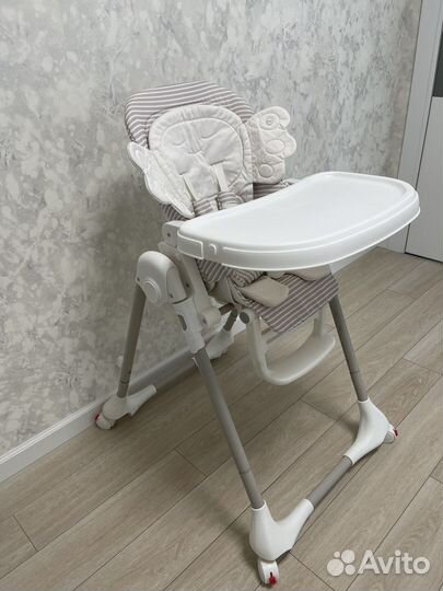 Стульчик для кормления hb