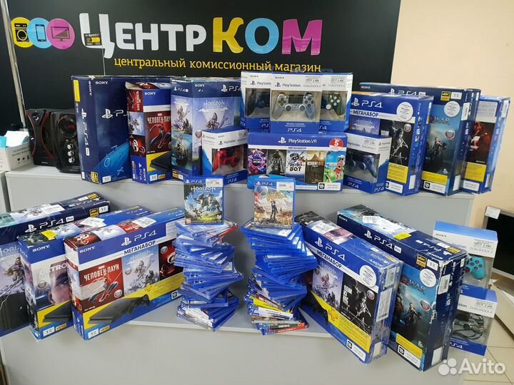 PS4 Pro Slim Fat 1TB + 2 геймпада + 2 move + игры
