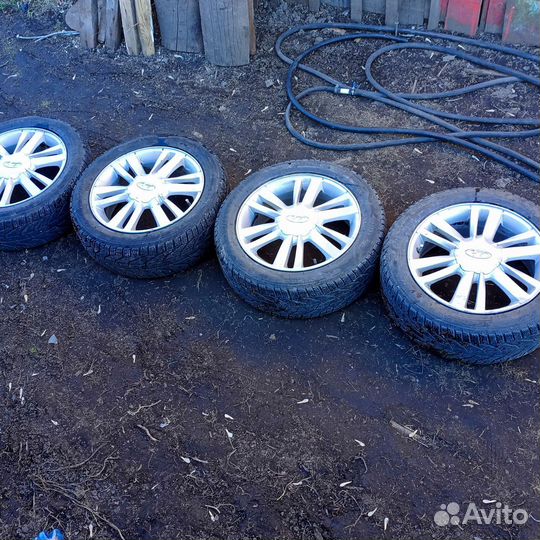 Продам колеса литые R16