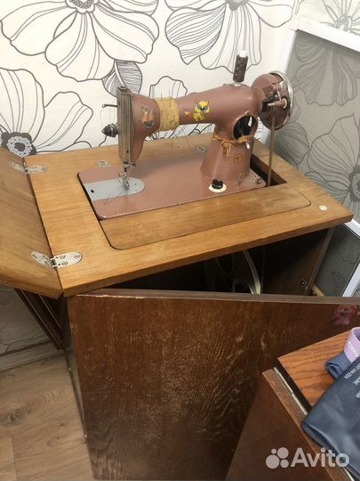 Швейная машина