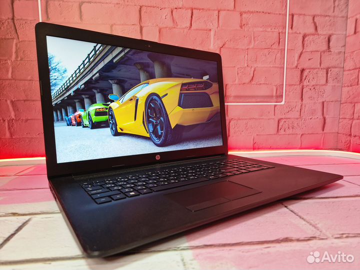 Ноутбук HP Core i7 8565u SSD + 1Tb 17.3