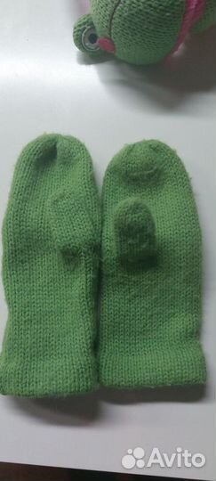 Теплые наушники и варежки