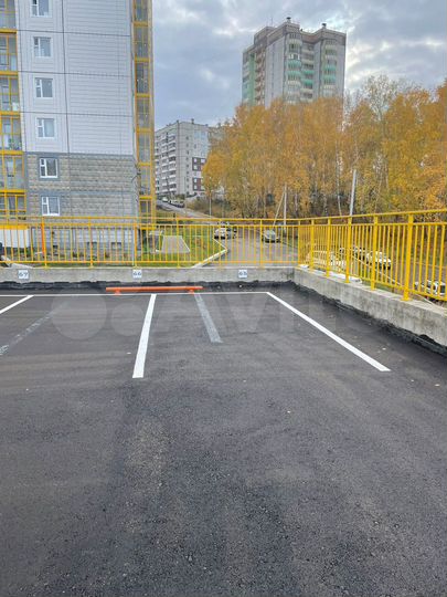 Машиноместо, 13 м²