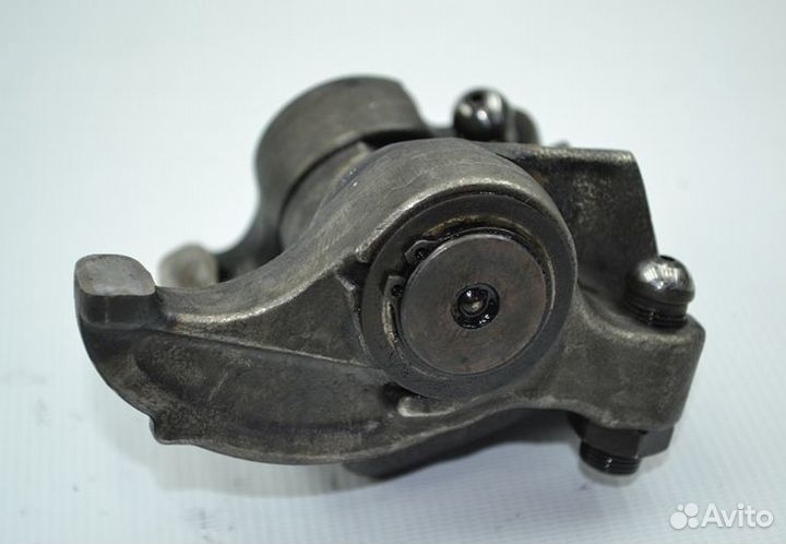 Комплект коромысел с валом mercedes-benz Actros MP