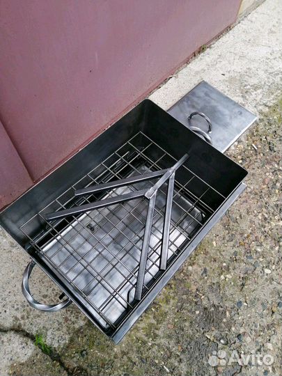 Коптильни с круглой и прямой крышкой