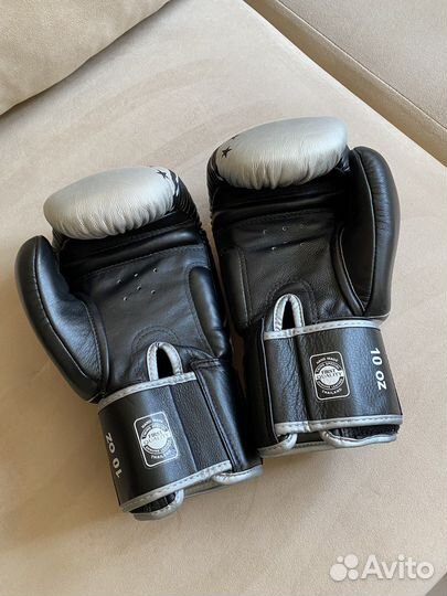 Боксерские перчатки twins 10