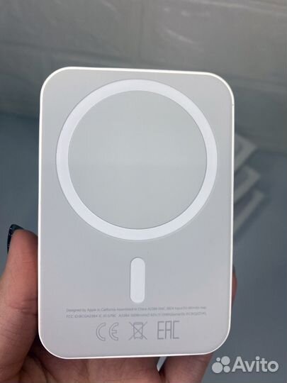 Apple magsafe battery pack