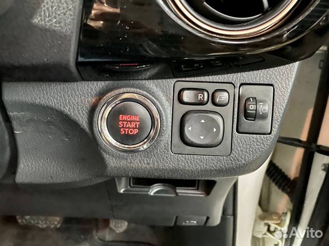 Toyota Vitz 1.0 CVT, 2019, 60 000 км