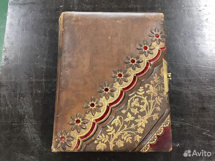 Альбом для фотографий старинный