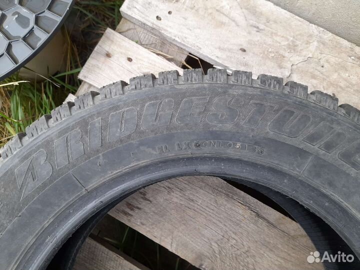 Bridgestone Ice Cruiser 7000 185/65 R15 88T