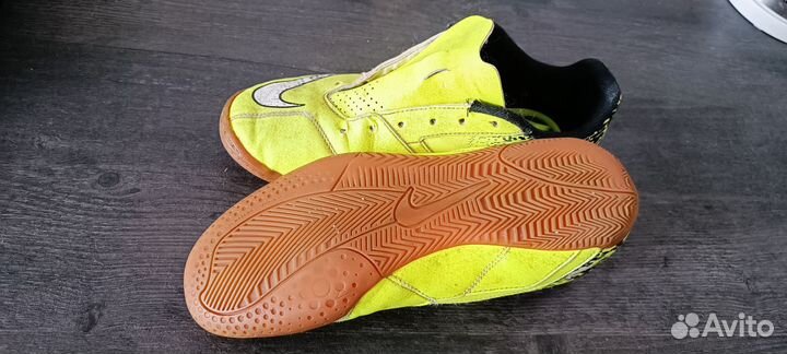 Футзалки детские nike