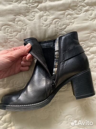 Ботильоны Tamaris натуральная кожа 39 размер