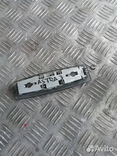 Плафон задний Opel Astra H L69 Z18XER 2008