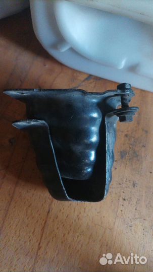 Нисан Кашкай J10 клипсы кронштейны бампера