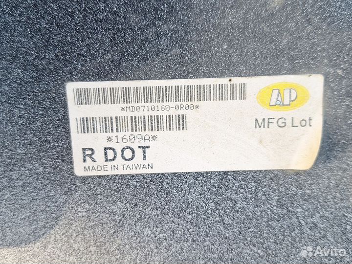 Крыло переднее правое на мерседес 204, C-klass