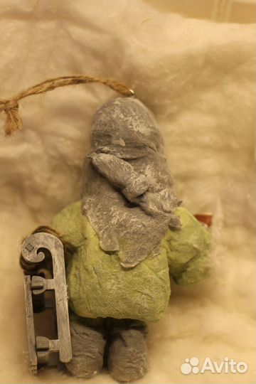 Ватная игрушка девочка с санками