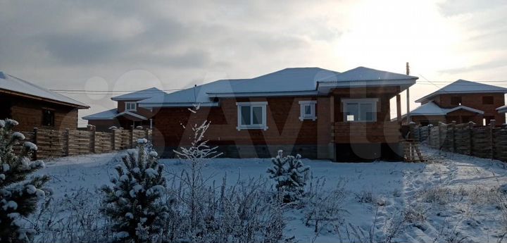 Дом 110 м² на участке 11 сот.