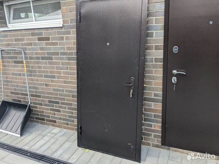 Дверь входная железная бу
