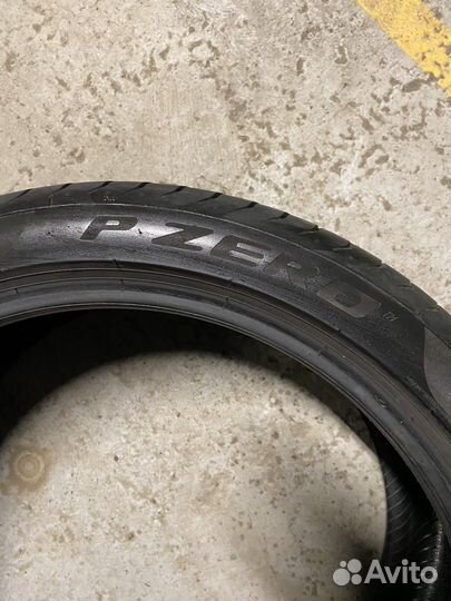 Pirelli P Zero 275/35 R20