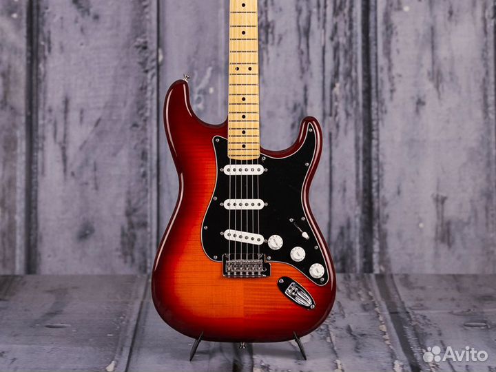 Электрогитара Fender Player Stratocaster