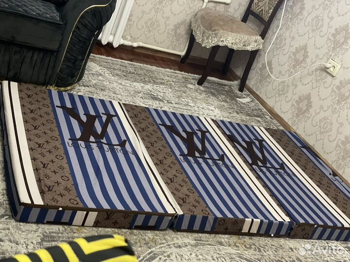 Одеяло матрасы подушки