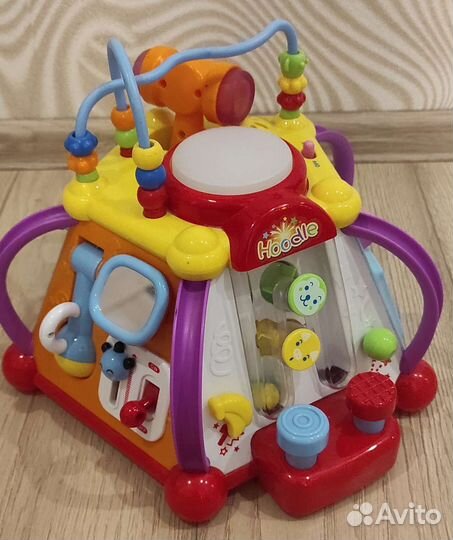 Игровой развивающий музыкальный центр