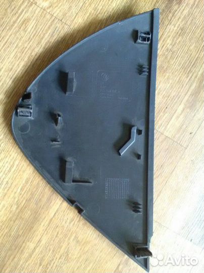 Накладка торпедо боковая левая Volkswagen Passat